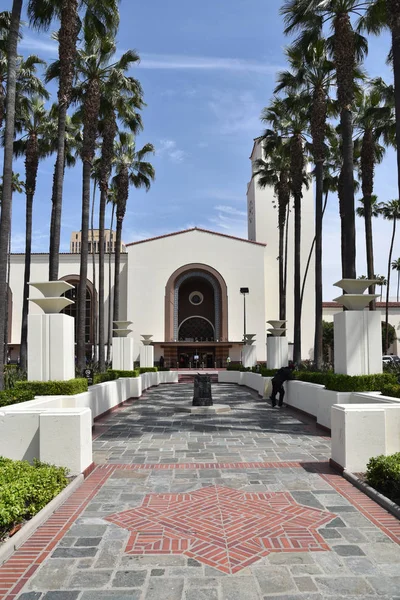 Los Angeles'taki tarihi Union İstasyonu'na giriş — Stok fotoğraf