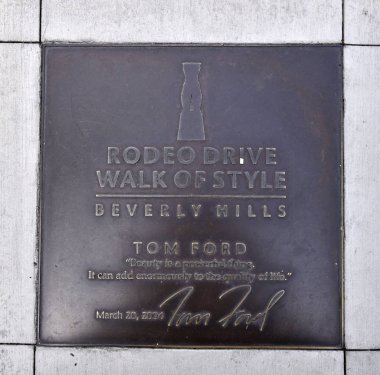 Moda tasarımcısı Tom Ford'u onurlandıran plaket