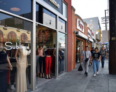 La Fashion District alışveriş