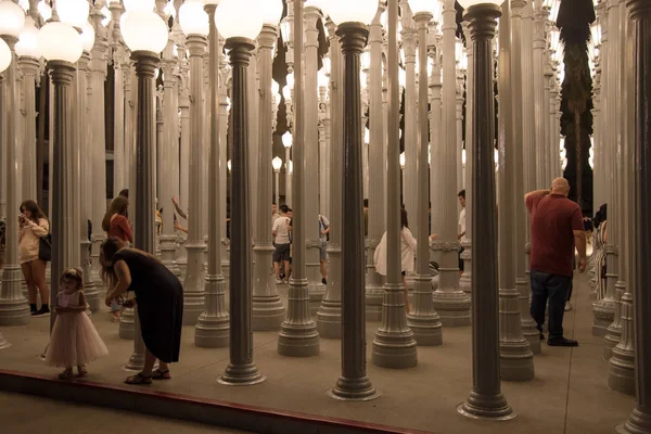 Scultura Urban Light a Los Angeles di notte — Foto Stock