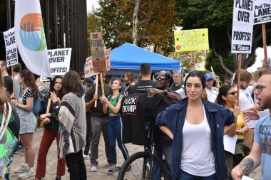 Beverly Hills Iklim protestoları