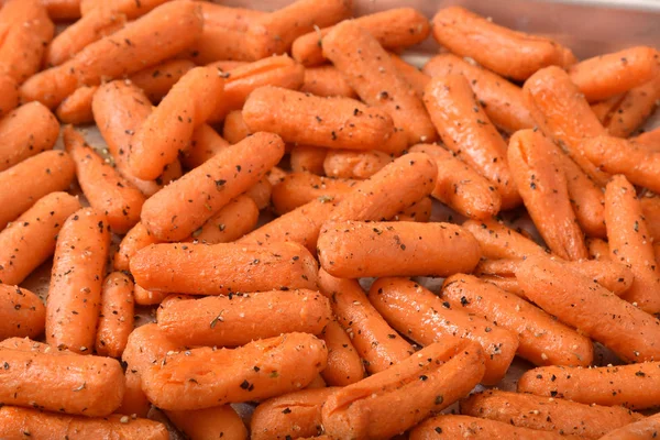 Жареная морковка — стоковое фото
