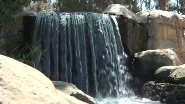 Gros Plan Une Belle Cascade Ralenti — Video