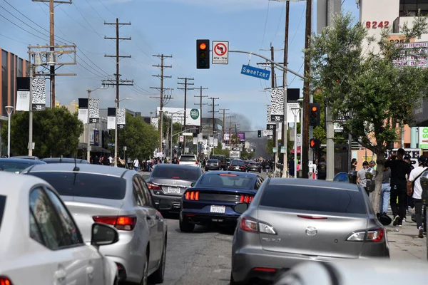 Los Angeles Usa Května 2020 Provoz Ulici Zablokován Kvůli Protestu — Stock fotografie