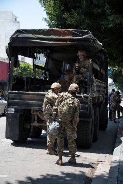 Hollywood, CA / USA - 3 Haziran 2020: Siyahların Yaşamı Önemli Protestoları sırasında Hollywood Şöhretler Yolu 'ndaki Ulusal Muhafız Birliği