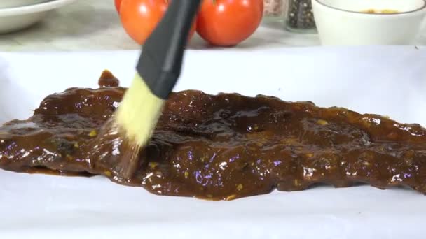 Brushing Barbecue Sauce Beef Ribs — Αρχείο Βίντεο