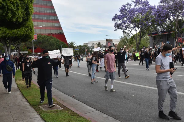 West Hollywood Usa May 2020 Black Lives Matter Protesters Block — стоковое фото