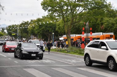 Batı Hollywood, CA / USA - 29 Mayıs 2020: Siyahi Yaşamı Önemli Göstericiler Santa Monica Bulvarına yürüdü