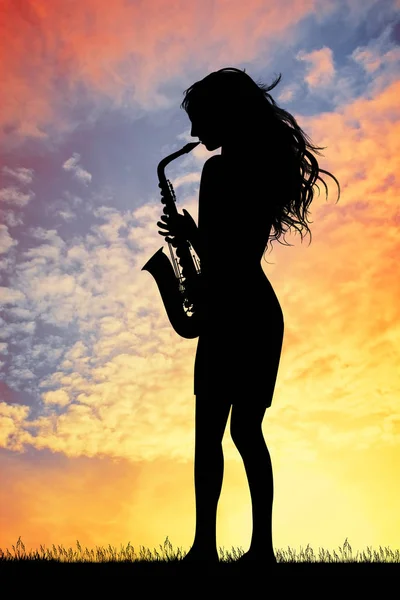 Femme Saxophoniste Coucher Soleil — Photo