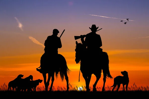 Horse Hunters Bij Zonsondergang — Stockfoto