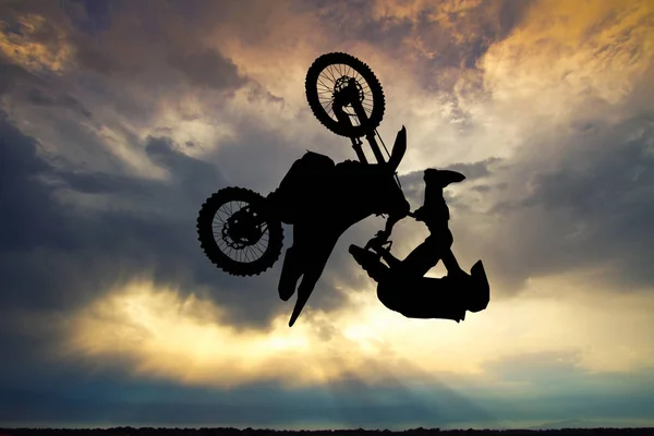 Illustration Des Freestyle Motocross Bei Sonnenuntergang — Stockfoto