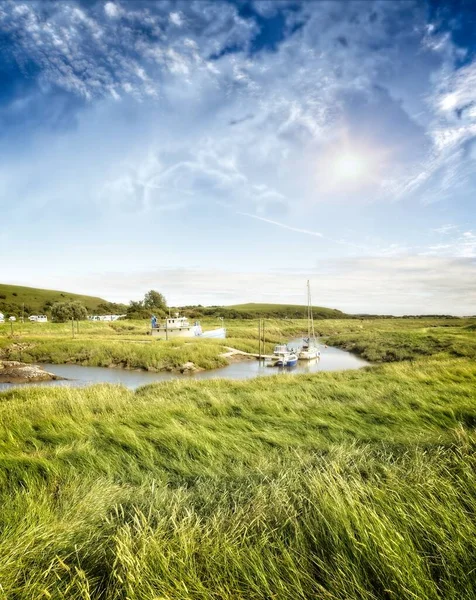 Barche Fiume Insenatura Mare — Foto Stock