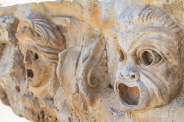 Myra Antik şehir Anadolu'nun Lykia bölgesi tiyatro maskesi kabartma modern gün Demre, Myra Antik şehir Anadolu'nun Lykia bölgesi Türkiye modern gün Demre, Türkiye