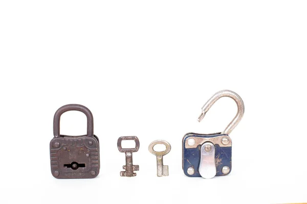 Open Closed Vintage Padlocks Keys Isolated White Background Front View — Stock Photo, Image