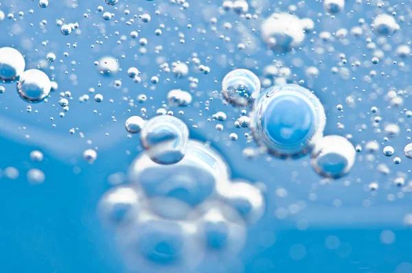 Bolhas Oxigénio Debaixo Água Estrutura Azul Água Macro — Fotografia de Stock