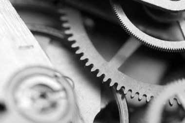  Siyah ve beyaz arka plan ile metal cogwheels saat. Konsept çalışması. Makro.