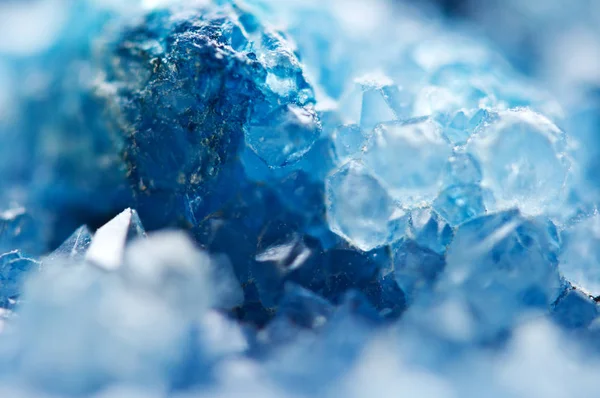 Beautiful Texture Blue Crystals Mineral Its Blurred Natural Background Winter — Stock Photo, Image