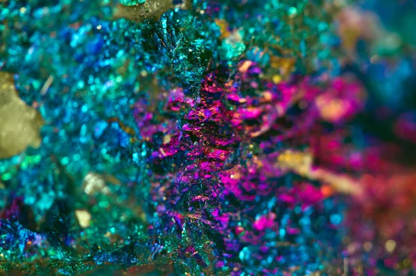 Schöne Textur Natürlicher Kristalle Mineral Seinen Verschwommenen Natürlichen Hintergrund Farbenfroher — Stockfoto