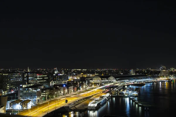 Amsterdam by Night at the back of the Central sation