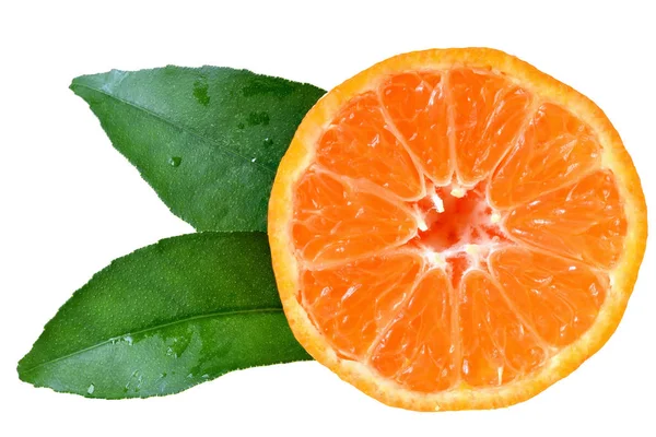 Tangerine Snitt Med Blad Isolerad Vit Bakgrund — Stockfoto