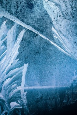 Kış penceresinde soğuk doğal desen