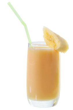 Taze sıkılmış muz suyu izole edilmiş.