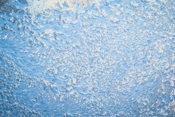 冬季玻璃窗上结霜的自然图案 — 图库照片