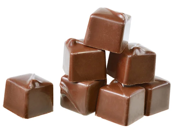 Kostky Čokoládových Bonbónů Izolované Bílém Pozadí — Stock fotografie