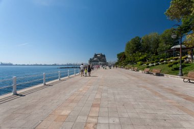 Karadeniz tarafından şehir setin. Casino bina bakış. Constanza, Romanya.