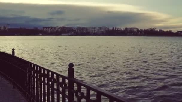 Západ Slunce Nad Jezerem Kishinev Moldavsko — Stock video