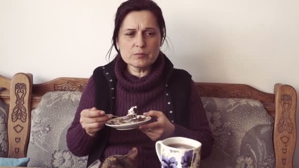 Woman Eating Sweet Cake Drink Coffee Tea — Stock Video