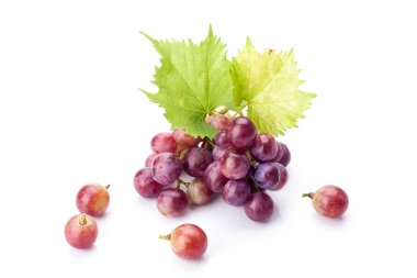 Üzüm izole beyaz arka plan üzerinde