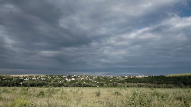 Paisaje Rural Pueblo Con Pequeñas Casas Horizonte — Vídeo de stock