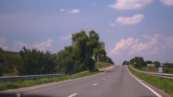 Shot Car Travels Country Highway Other Vehicles Can Been Seen — Stock Video