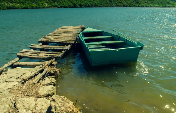 Alte Boote Ufer Des Flusses — Stockfoto