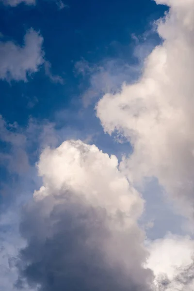 Fırtınalı Bulutlu Dramatik Gökyüzü — Stok fotoğraf