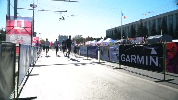 Kiszyniów Mołdawia Września 2018 City Marathon Sportowych Rysunków Uruchomienia — Wideo stockowe