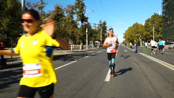 Kishinev Moldawien September 2018 Stadtmarathon Sportliche Zeichnungen Zum Laufen — Stockvideo