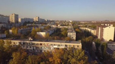 Sonbahar kenti Kishinev, Moldova 'nın hava görüntüleri.