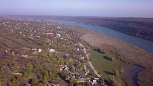 Рейс Через Село Річкори Переліт Через Село Річку Восени Молдовське — стокове відео