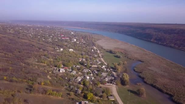 Рейс Через Село Річкори Переліт Через Село Річку Восени Молдовське — стокове відео