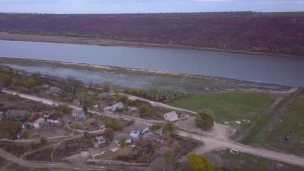 Рейс Через Село Річкори Переліт Через Село Річку Восени Молдовське — стокове відео