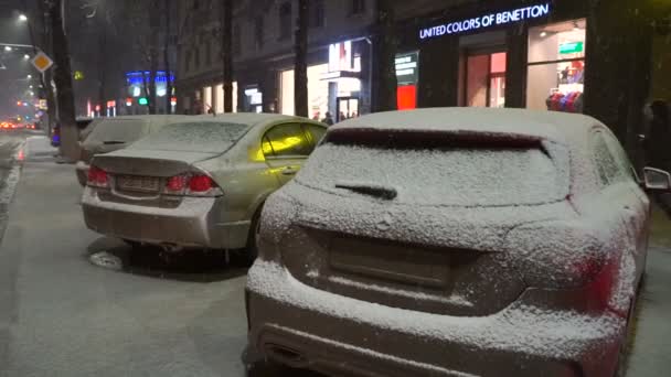 Kishinev Moldávia Novembro 2018 Neve Cidade Noite — Vídeo de Stock