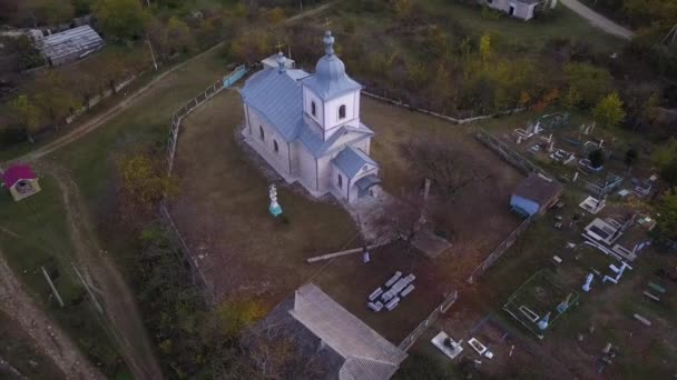 Vol Caméra Dessus Église Orthodoxe Petit Village République Moldavie — Video