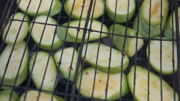 Calabazas Cortadas Parrilla Comida Vegetariana — Vídeo de stock