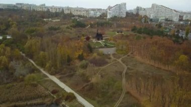 Eski ahşap kilise Kişinev city, Moldova Cumhuriyeti çevre üzerinde uçuş.