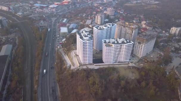 Vista Aérea Nuevos Edificios Calle Atardecer Kishinev Moldavia — Vídeo de stock