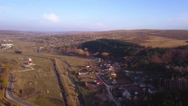 Vuelo Con Cámara Sobre Pequeño Pueblo Moldova República Europa — Vídeo de stock