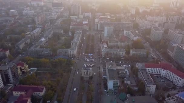 Полет Вертолета Над Автомагистралью Городе Кишиневе Садовое Кольцевое Движение Вид — стоковое видео