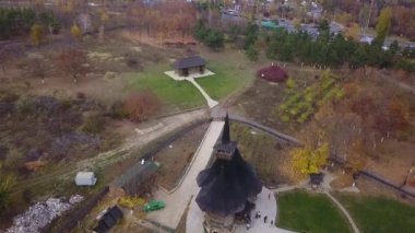 Eski ahşap kilise Kişinev city, Moldova Cumhuriyeti çevre üzerinde uçuş.